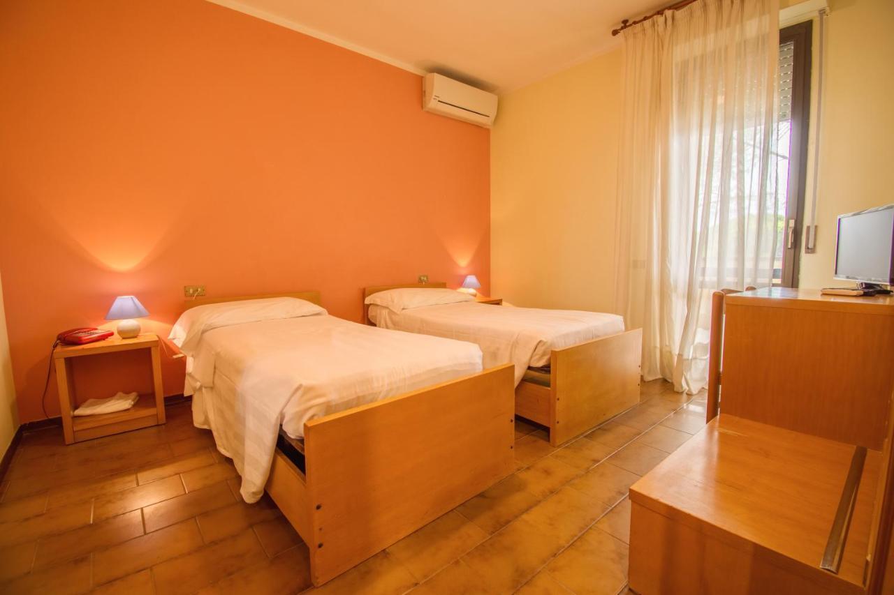 Hotel Cantalodole Маджоне Экстерьер фото
